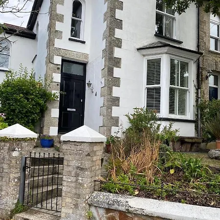 Bed & Breakfast Devonshire Terrace *